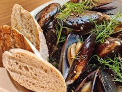 -LESCEDARS Brasserie Bistro香柏树