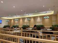 -闫府私房菜(经四路万达店)