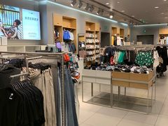 -H&M(华润万象城店)