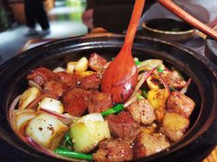 啫厚切牛肉粒-啫两手·啫啫煲·小饭堂(龙城万科里店)