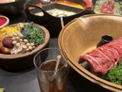 -三出山火锅(南京万象天地店)