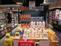 零售区-盒马鲜生(岭南新世界店)