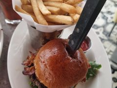 牛肉培根汉堡-Chili's Cafe&Bar奇利斯(滨江店)