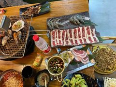 -合易泓烤肉·海肠捞饭(火车站店)