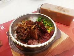 吾皇腊味煲仔饭-米国现煲煲仔饭(塔子湖店)