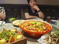 -巴特餐饮6加1音乐餐吧·新疆菜