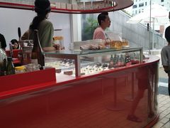 -UNI UNI(环亚凯瑟琳店)