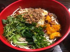 担担面-爆炸头阿姨小四川正宗川味小吃(无任何分店)
