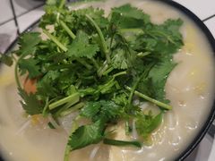 -肥汁米蘭香港米线(长宁来福士店)