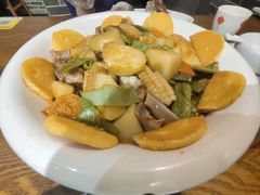 东北一锅出-李老哈·东北菜(宋园路店)