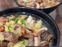 -阿芬卤面(花巷店)