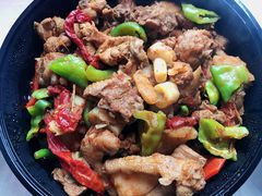 -楼兰古丽新疆菜(钟楼景观店)