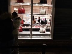 -伦敦比斯特购物村
