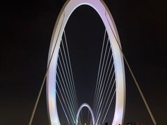 -南京眼步行桥