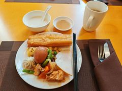 -上海西藏大厦万怡酒店Momo Cafe(徐汇店)