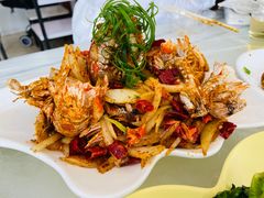 -覃记海鲜美食餐厅