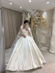 -台湾蔡美月婚纱租赁