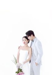 -光阴的故事婚纱摄影(苏州店)