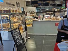 面包甜点陈列柜-幸福西饼面包茶饮(车公庙店)