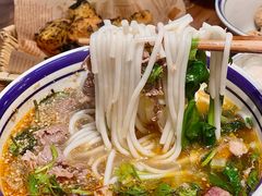 -云阿蛮云南生烫牛肉米线(奉贤路店)