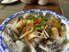 捞鱼皮-香山家宴