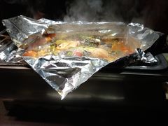-愿者上钩·纸包鱼(翻身店)