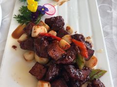杏鲍菇牛肉粒-皇冠明珠鱼翅楼(水上公园店)