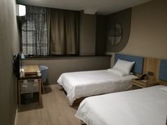 -如家酒店·neo(长沙步行街黄兴广场地铁站店)