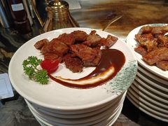 -雍容荟帝王蟹活龙虾展台自助(IFS黑金店)