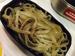 -鲜入围煮花胶鸡海鲜火锅