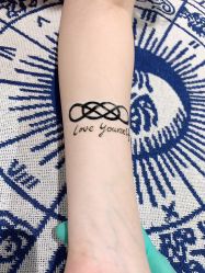 -Ann's海娜手绘纹身工作室