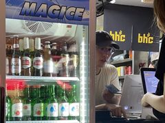 -BHC炸鸡(明洞总店)