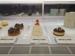 -潮一不贰·法式甜品·生日蛋糕·西式简餐(外滩店)