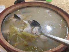 -品香菜馆(旗峰路中侨大厦店)