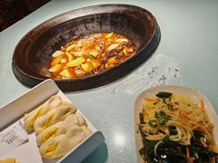 -鱼窝棚柴火铁锅炖(富山屯店)