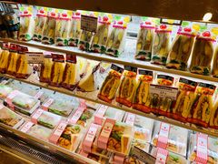 -山崎面包(静安久光店)