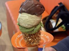 -VENCHI 闻绮(上海佛罗伦萨小镇店)