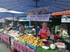 -芒果糯米饭摊子