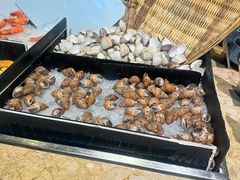 -大中华希尔顿酒店-念自助餐·嗨啤·小龙虾