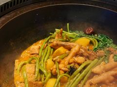 -山河屯铁锅炖·非遗东北菜(南山店)