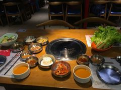 -老炉家木炭烤肉(长江国际店)