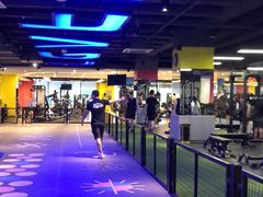 -锐菲特游泳体育健身中心(滨江店)