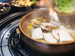 -阿山卓·野生菌火锅·纳西火塘烤肉