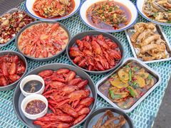 -去吃小龙虾·江湖菜·烧烤(南滨路店)