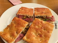 -Pekaa啤咖食肆Coffee&Bistro