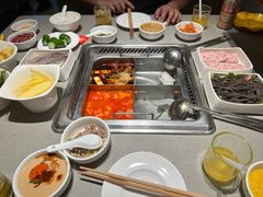 -海底捞火锅(宝龙广场夜宵主题店)