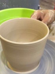 -泥娃娃DIY陶吧(易生活购物公园店)