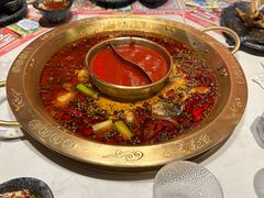 -哥老官重庆美蛙鱼头(龙湖杭州金沙天街店)
