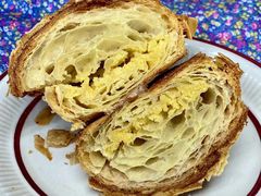 杏仁可颂-LANLIZI BAKERY(COSMO店)