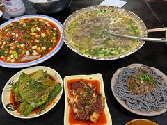 -醉八仙热酒馆(渝中店)